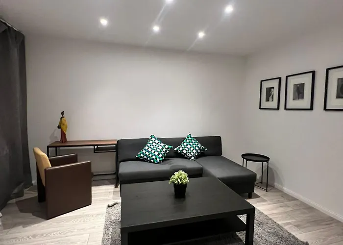 3 Friedrich Ebert Strasse